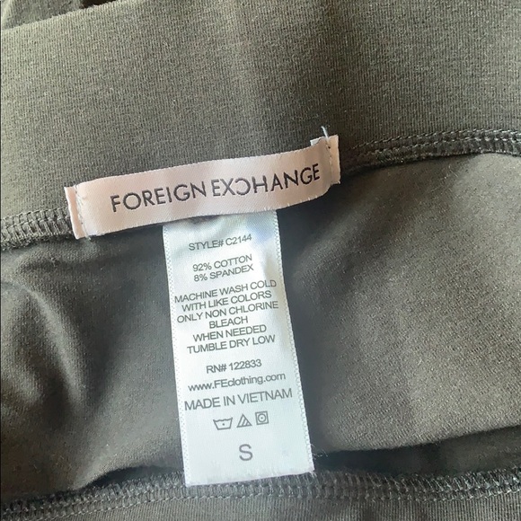 Olive Green Leggings with Ankle Zipper - Picture 5 of 5